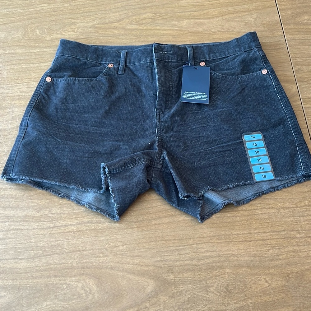 Gap corduroy shorts